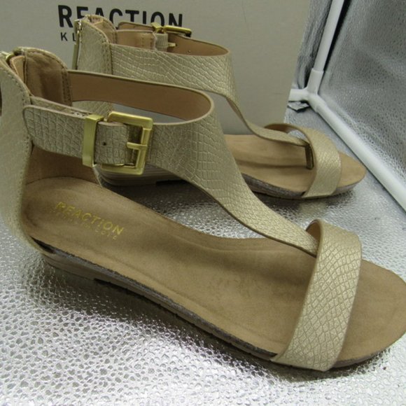 KENNETH COLE WOMEN'S SANDALS "GREAT GAL". SOFT GOLD. 6.5. NIB - Picture 3 of 11